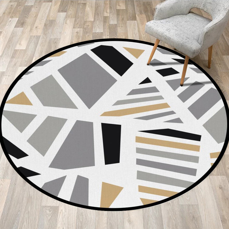 Simple modern rug in gray geometric pattern rug polyester pet-friendly rug for home decoration