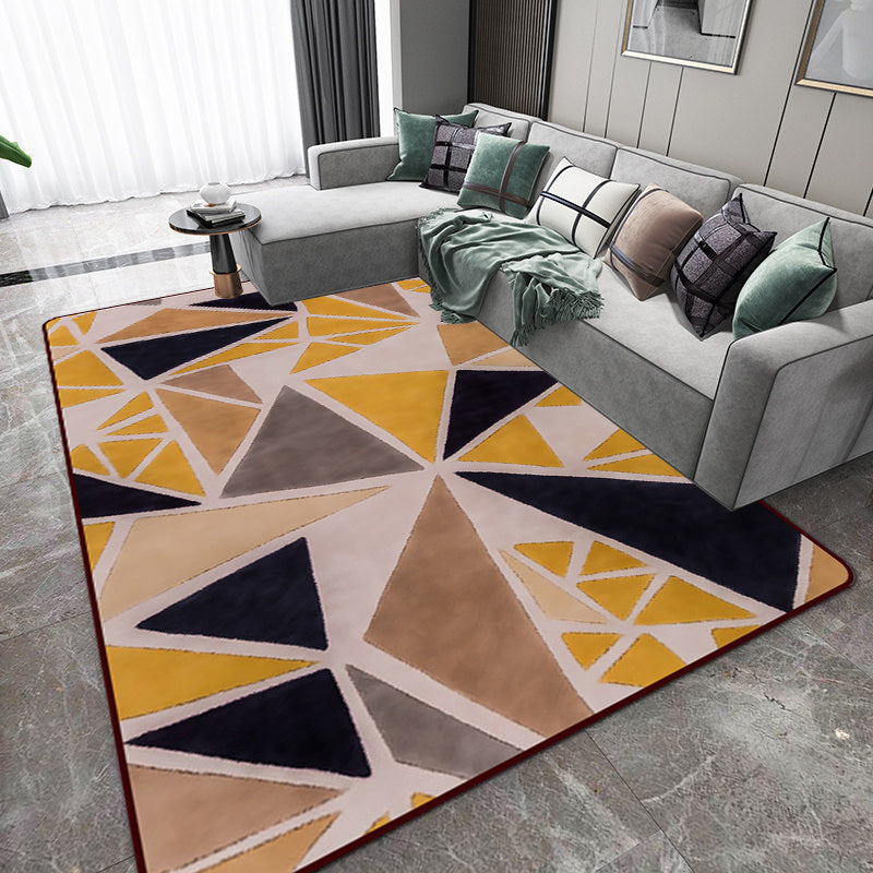 Minimalist modern carpet in yellow color box triangle pattern carpet polyester pet-friendly carpet for home decor