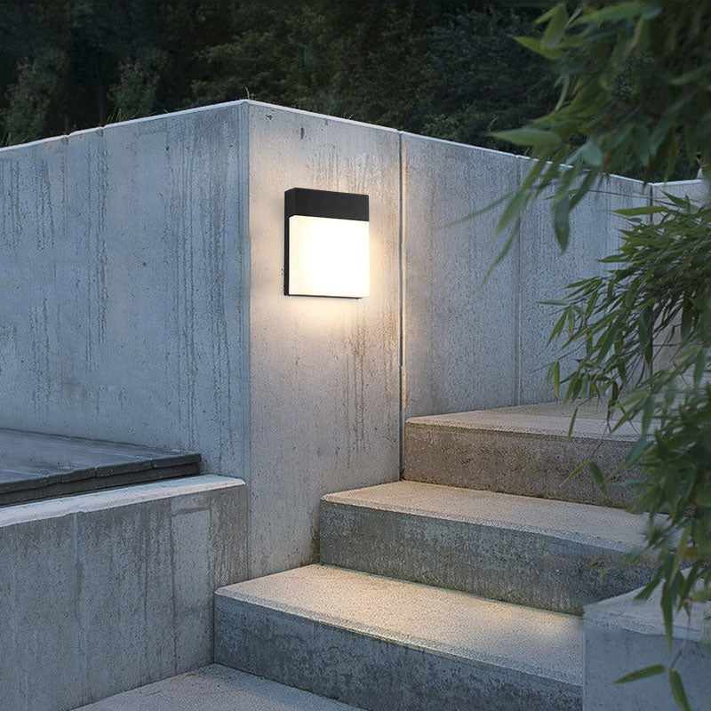 Geometrical Acrylic Wall Sconce Light Minimalist Black LED Wall Mount Lighting for Outdoor