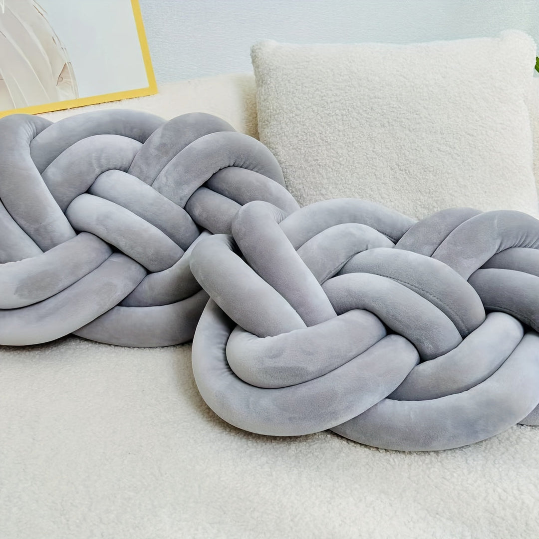CozyPlush Set with 2 Plush Decorative Pillows – Soft Elegance for Your Home Vinantica