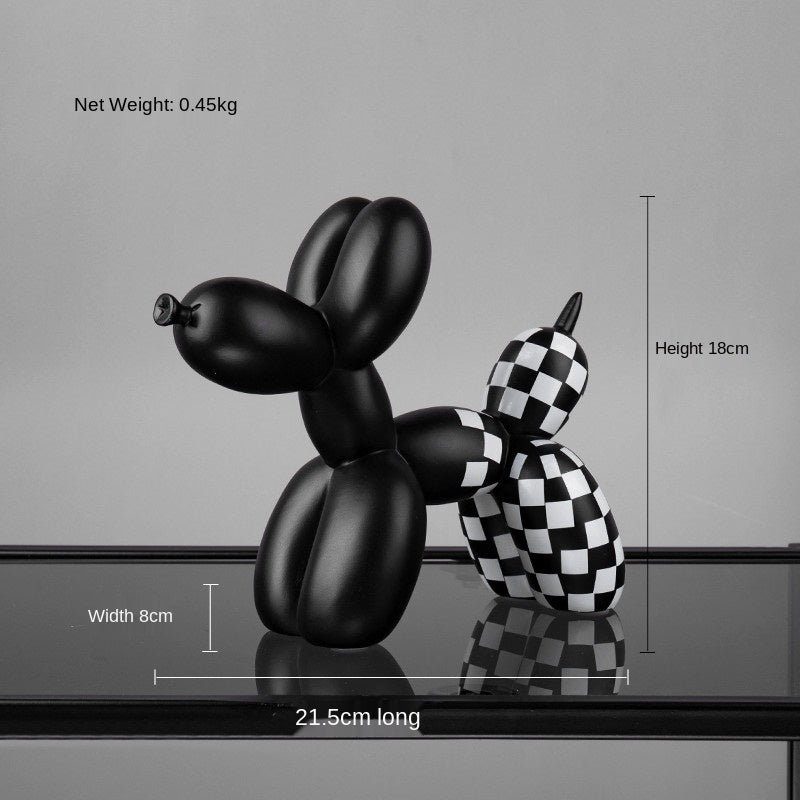 Black and white balloon dog