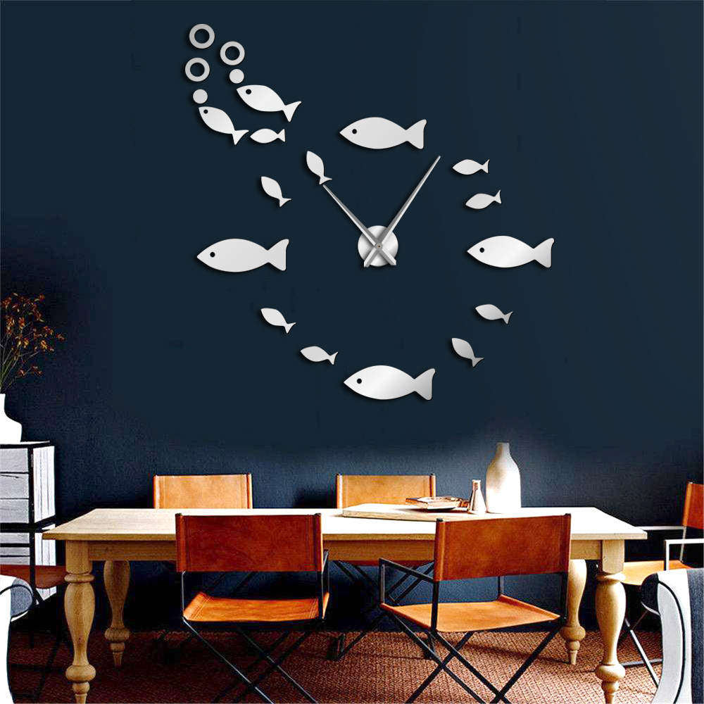 Vinantica | EchoClock - Sleek Mirror Wall Design