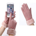 Warm waterproof winter gloves with touchscreen compatibility