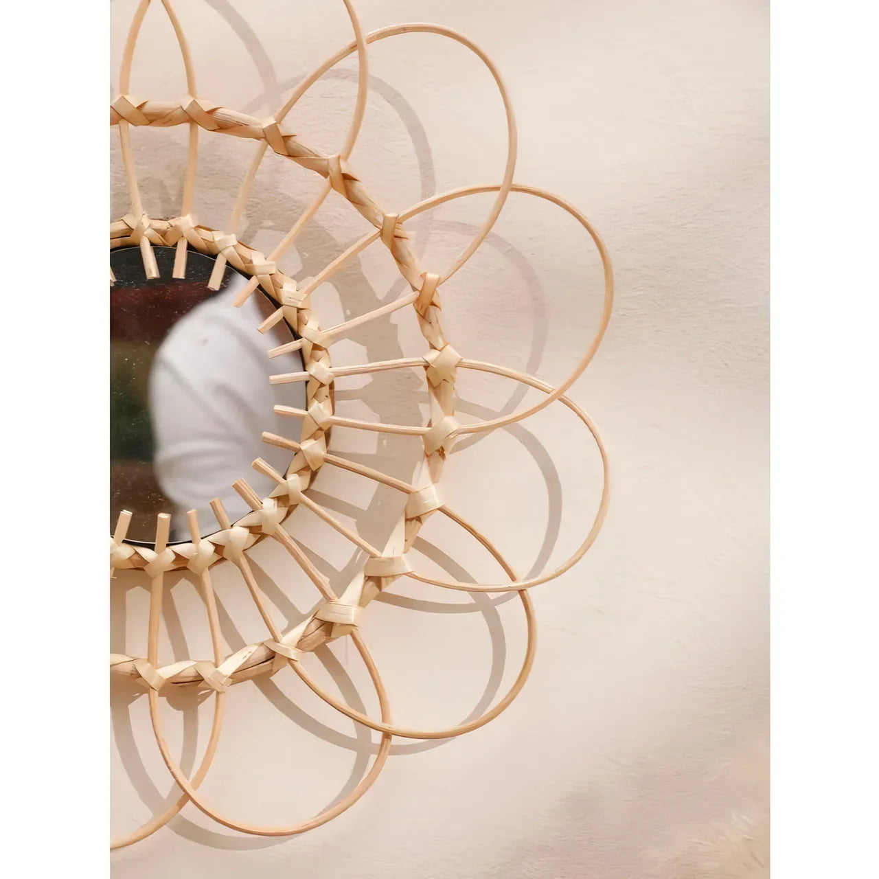 Vinantica | Handmade Rattan Decorative Wall Mirror