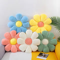 Blossom-shaped cushion Vinantica