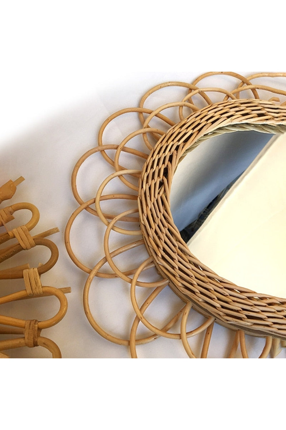 Round Makeup Mirror |