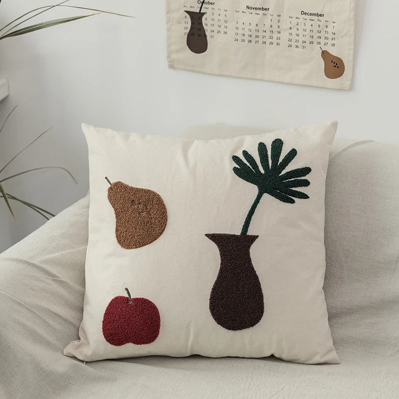 Black Cat & Garden Tufted Pillow Case | Vinantica