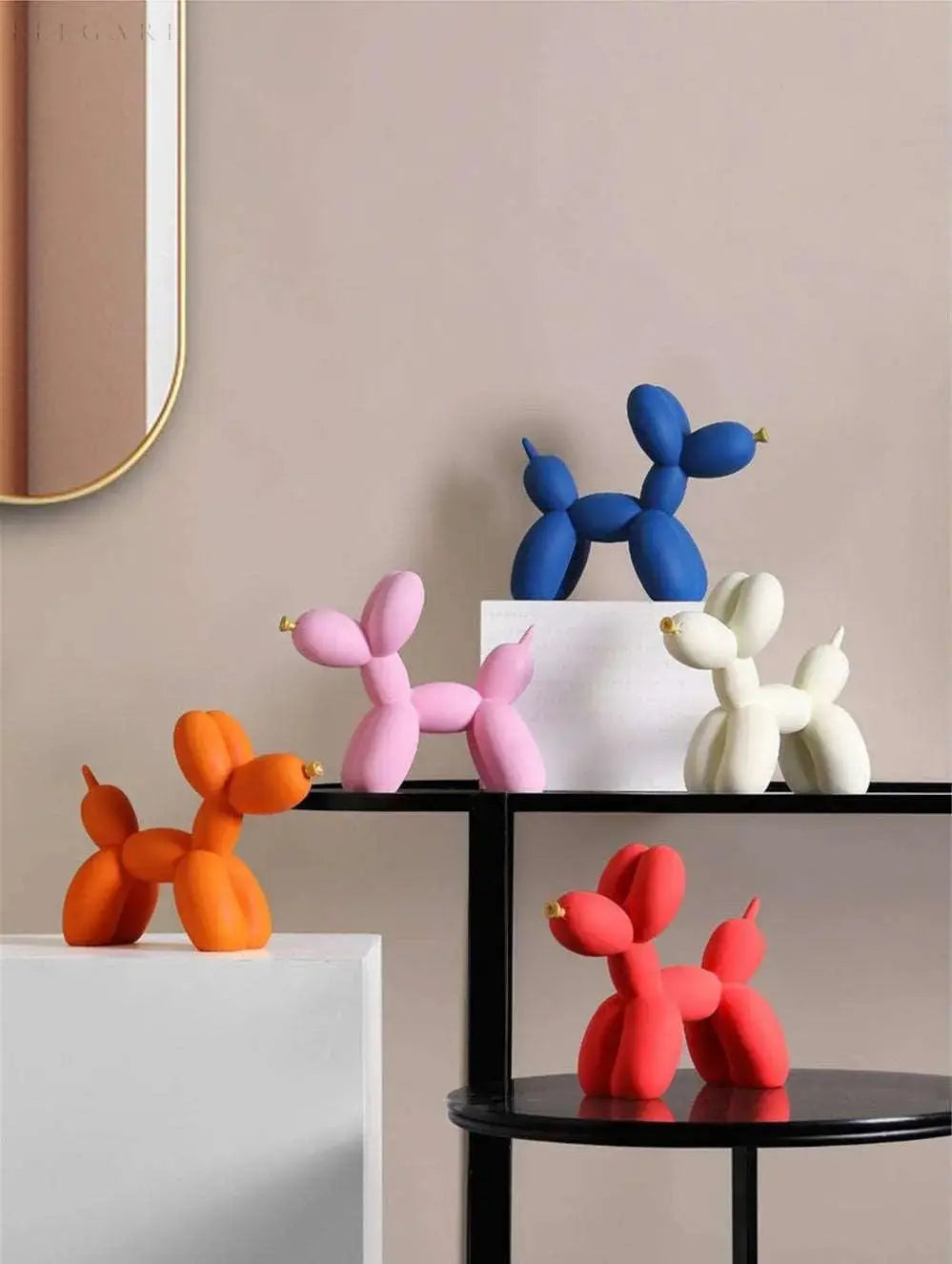 Haku - Balloon ornament with golden beak