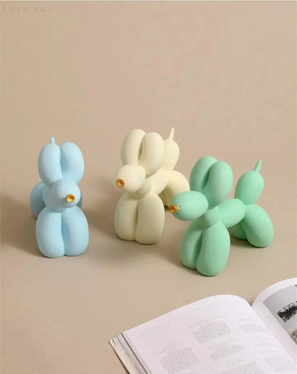 Haku - Balloon ornament with golden beak
