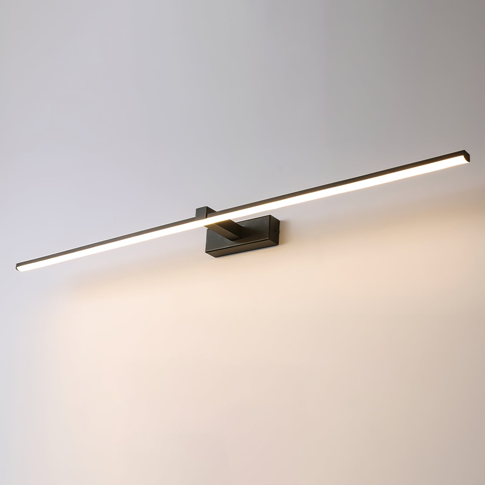 Metal Linear Mirror Lamp bracket Wall Light | Vinantica