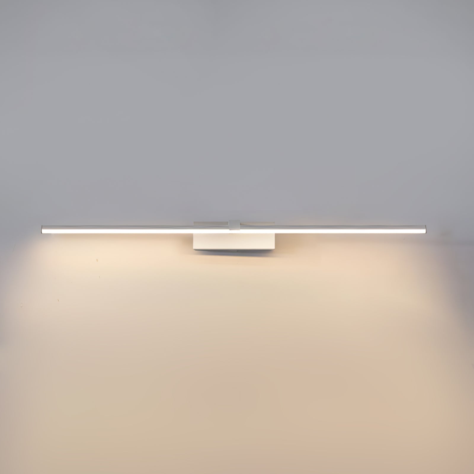 Metal Linear Mirror Lamp bracket Wall Light | Vinantica