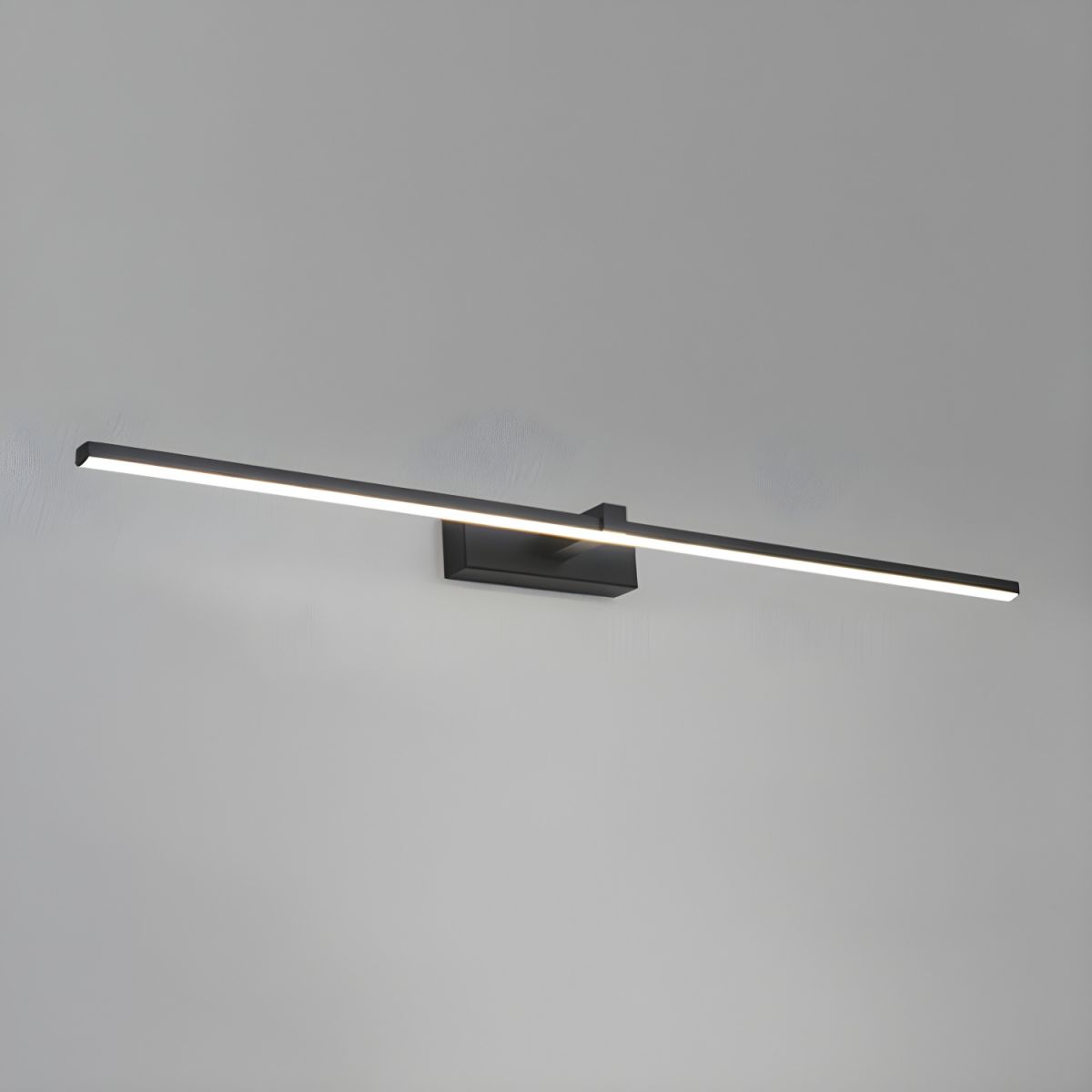 Metal Linear Mirror Lamp bracket Wall Light | Vinantica