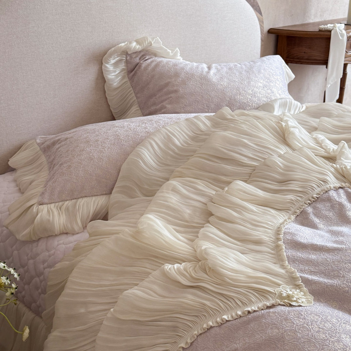 Romantic bedding set
