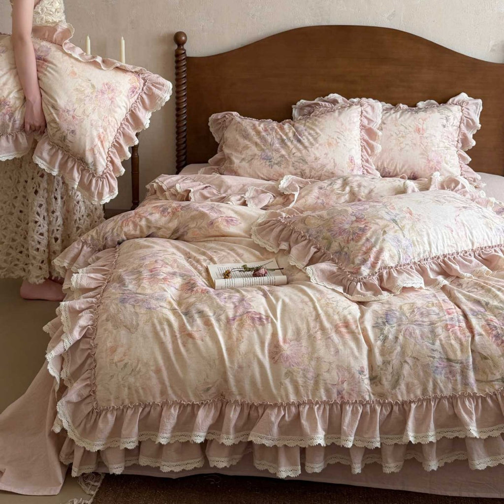 Romantic Ruffled Bed Linen Set with Lace Trim
