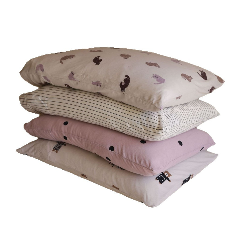 Children's pillowcase made of cotton percale with cute bear print