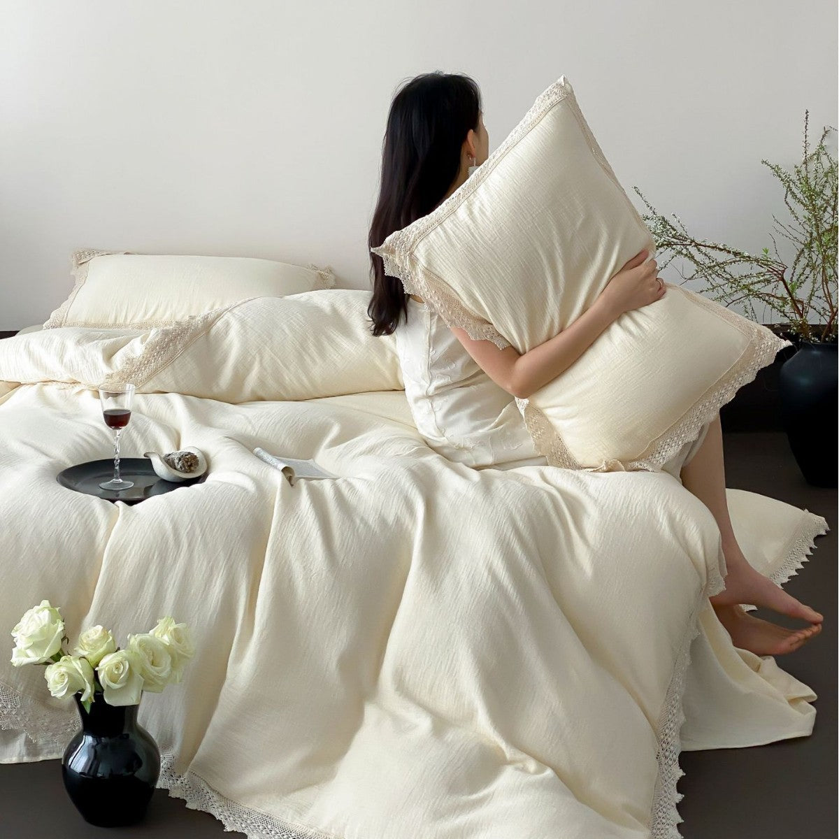 Linen-Cotton Duvet Cover Set with Crochet Lace Edge and Washed Finish