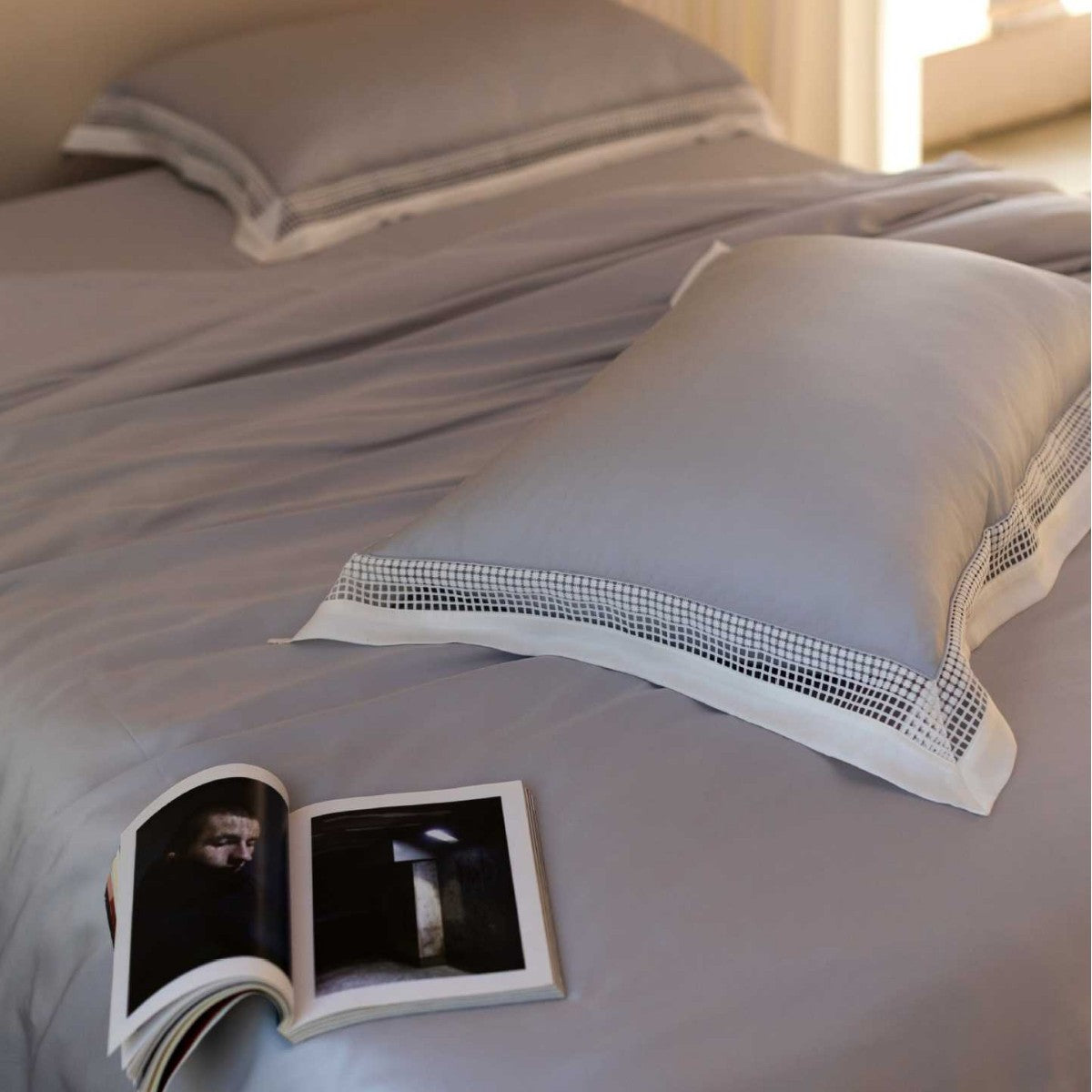 Luxurious bedding set made of cotton satin with lace border