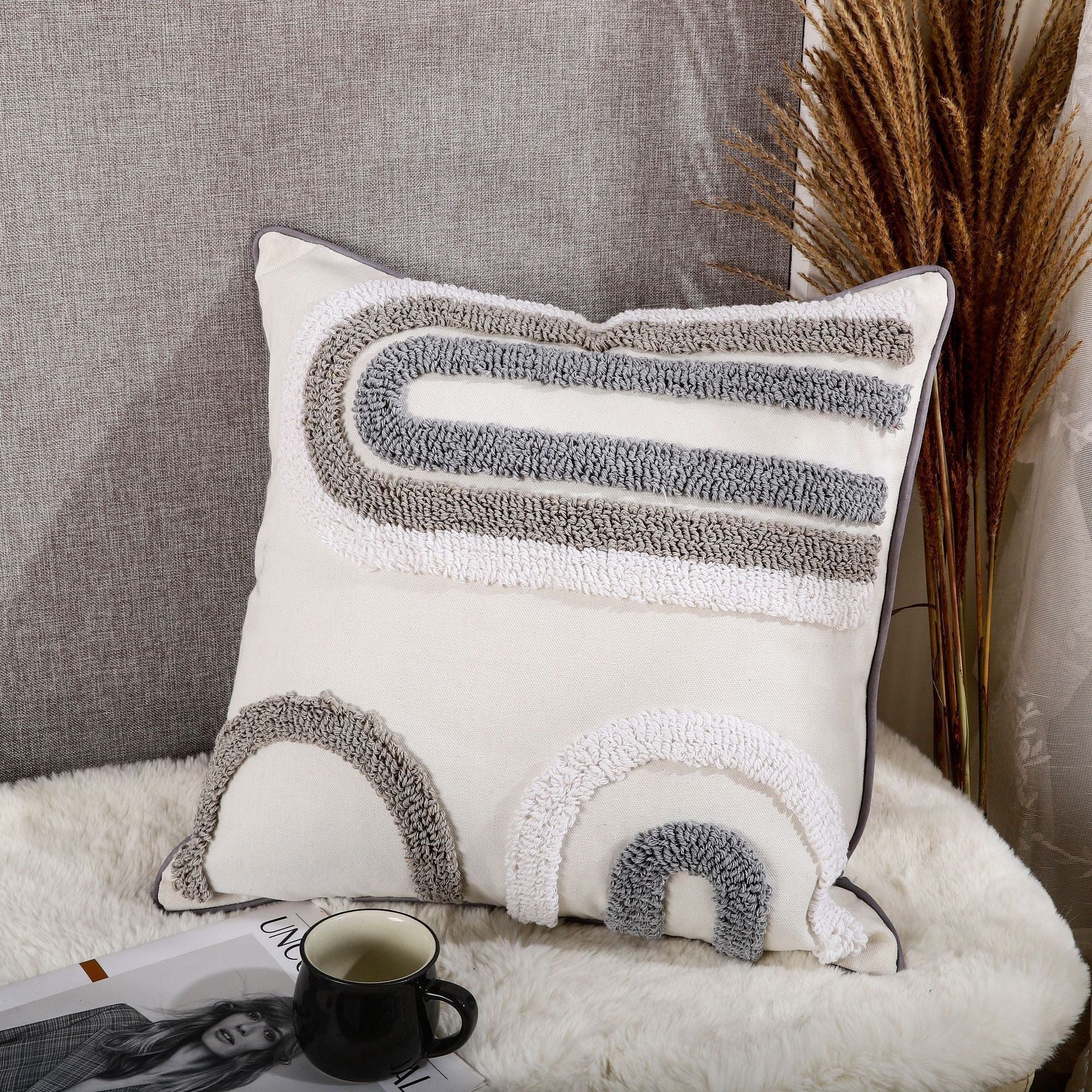 Artistic decorative cushion cover Vinantica