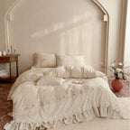 Bedding set made of cotton-linen with floral embroidery, ruffles & lace