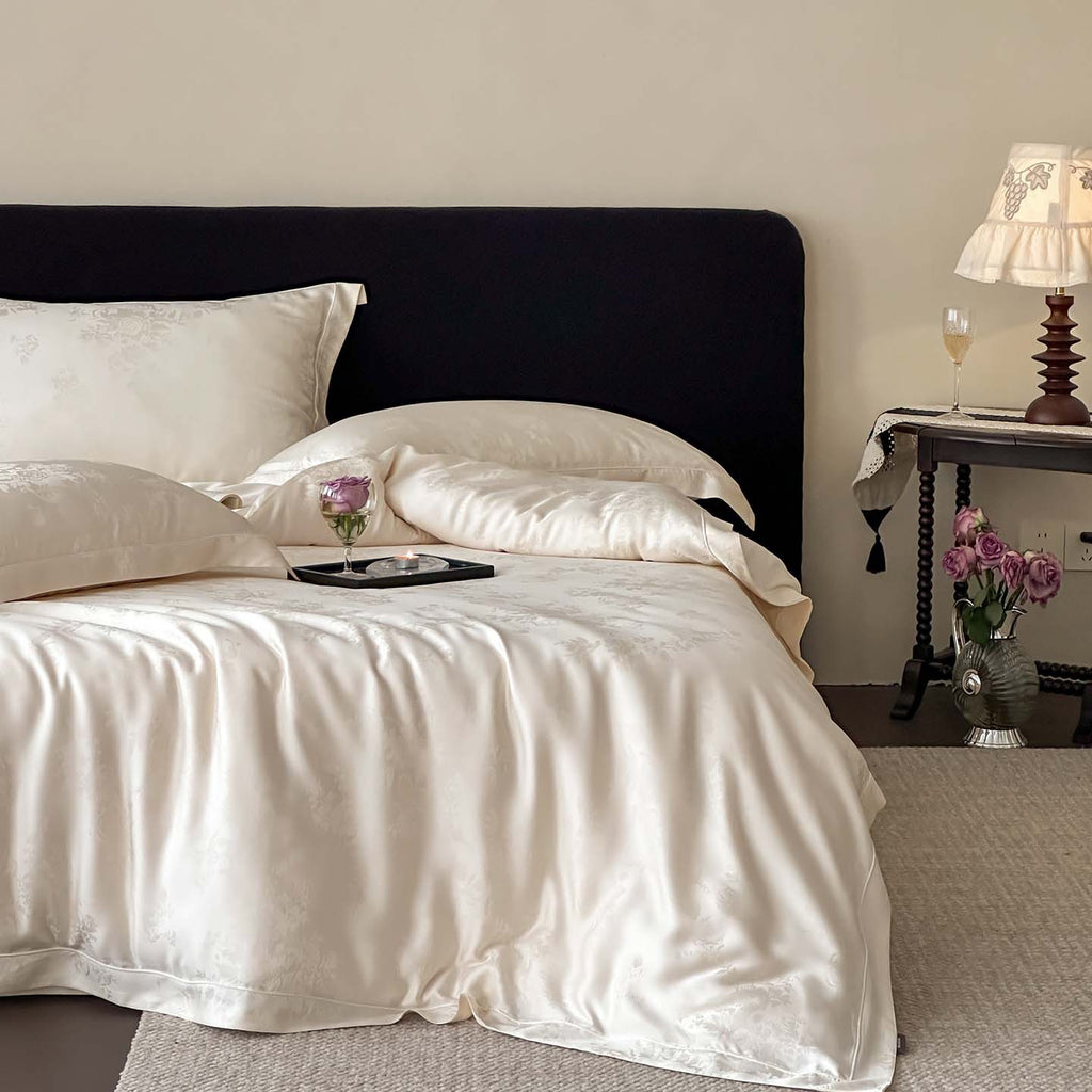 Noble satin bedding set with woven floral relief and envelope edge