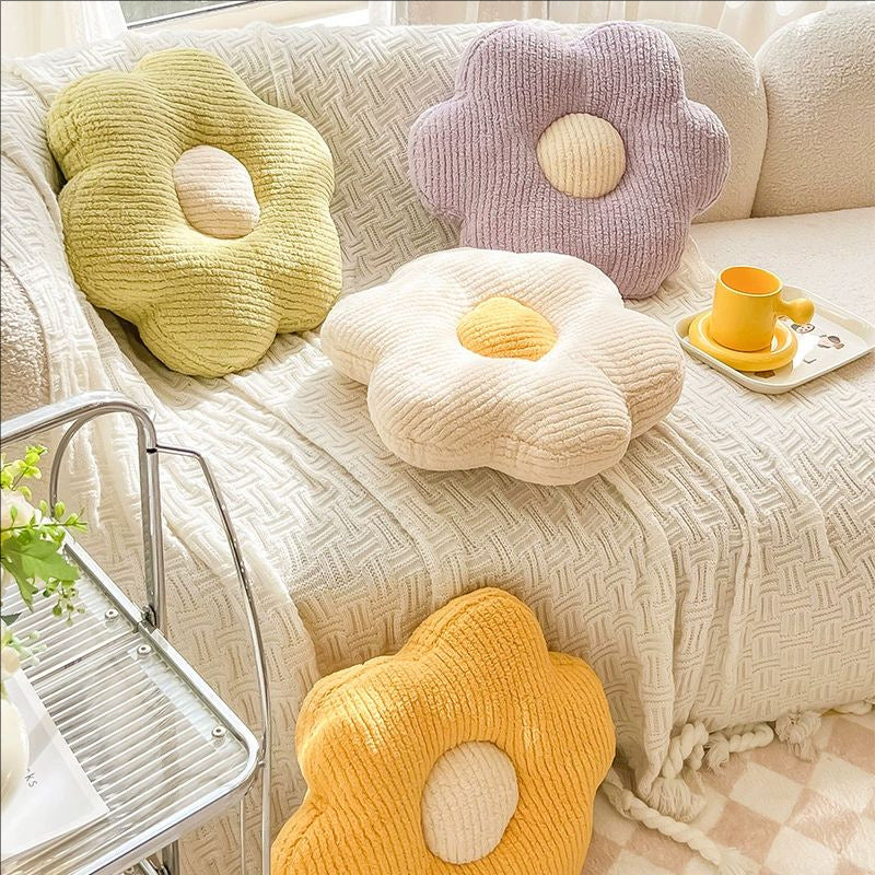 Flower-shaped cuddly pillow Vinantica