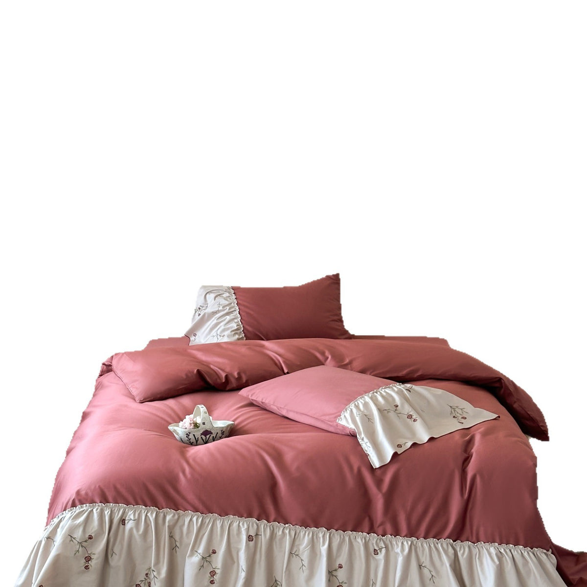 Elegant bedding set made of cotton satin with embroidered frill and reversible pillow
