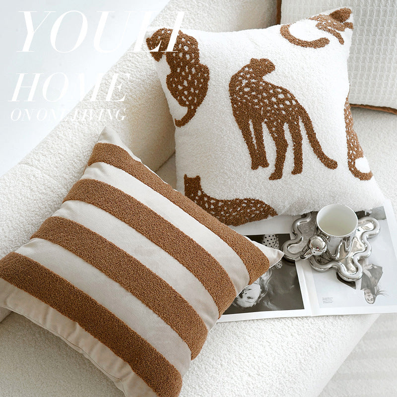 Structured Pillowcase with Elegant Edge Vinantica