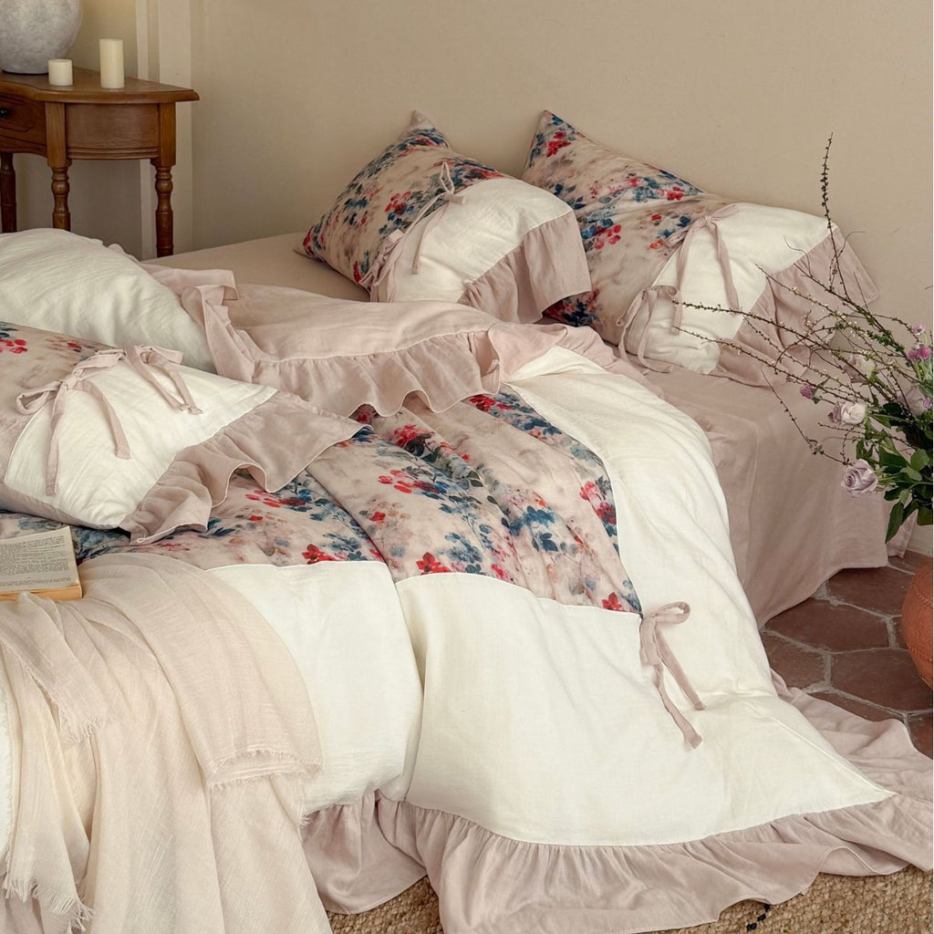 Bedding set with frill, floral watercolor print and tie ribbons