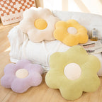 Flower-shaped cuddly pillow Vinantica