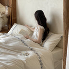 Linen-cotton bedding set with fine decorative embroidery