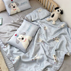 Kids bedding set with lightweight quilted blanket and cute animal print