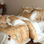 Flattering bedding set in vintage country style with ruffle, jacquard texture, and lace trim