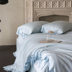 Bedding set with ties and bed skirt made of high-quality cotton percale