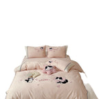 Bedding set with embroidered cat appliqués and soft cotton satin