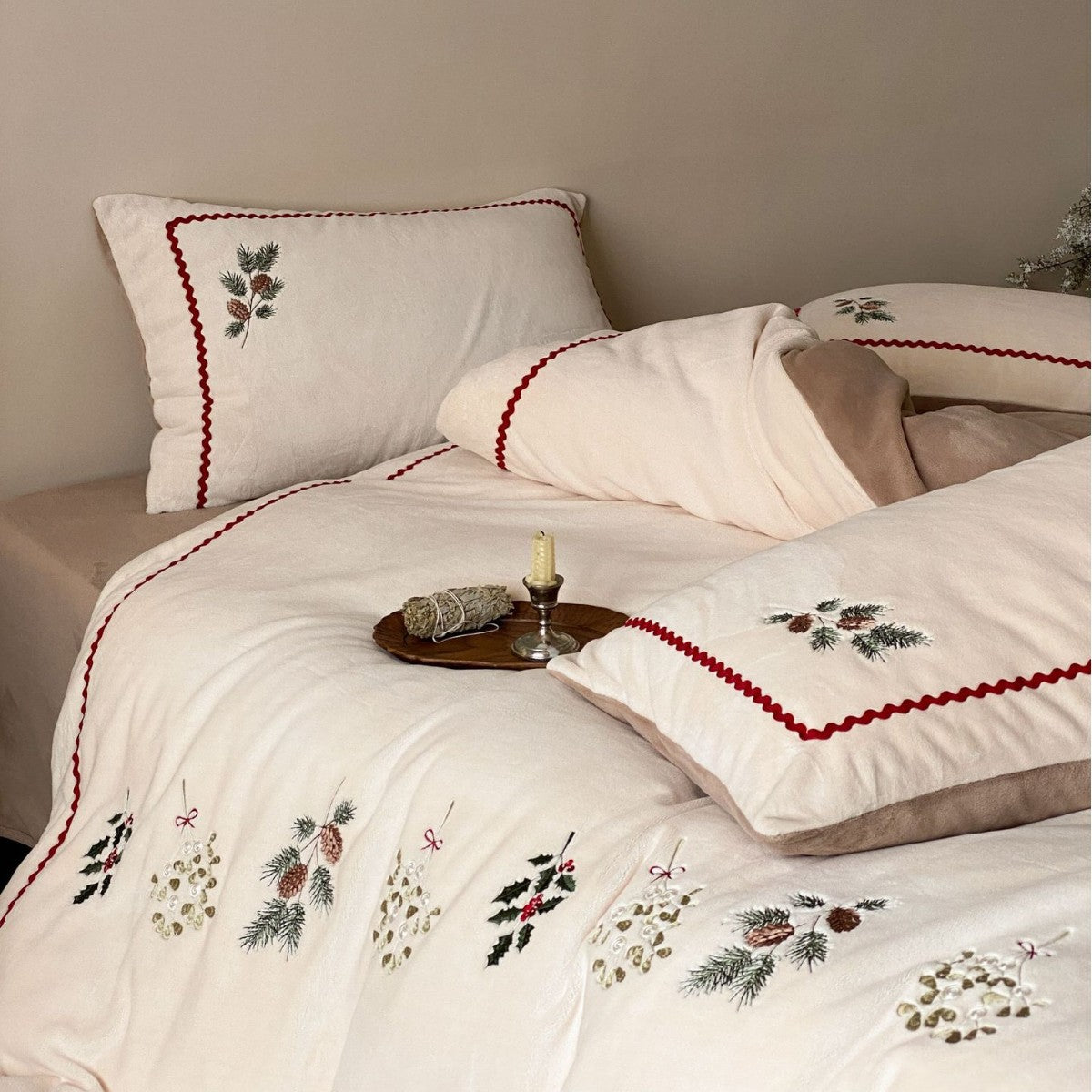 Embroidered Linen-Cotton Duvet Cover Set with Pine Branch Design & Zigzag Border