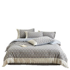 Duvet cover set in vintage floral design made of cotton-linen with lace trim