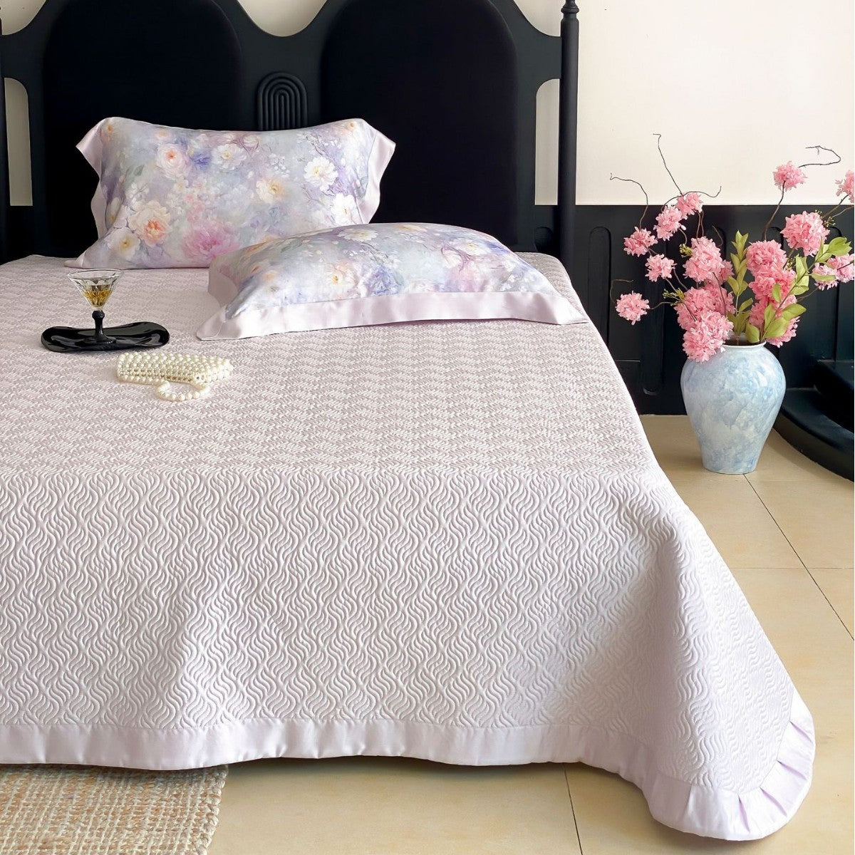 Luxurious satin bedding set with watercolor flower print and satin border