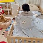 Kids bedding set with lightweight quilted blanket and cute animal print