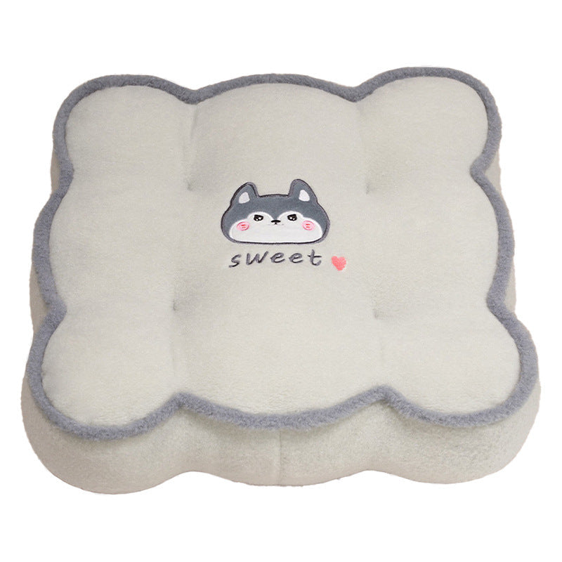 Plush pillow with animal-friendly design Vinantica
