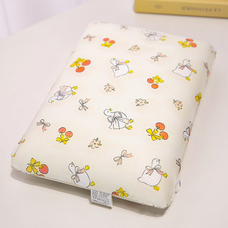 Comfortable cushion with playful animal design Vinantica