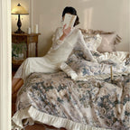 Shabby-Chic Duvet set with relief woven rose jacquard and satin ruffles