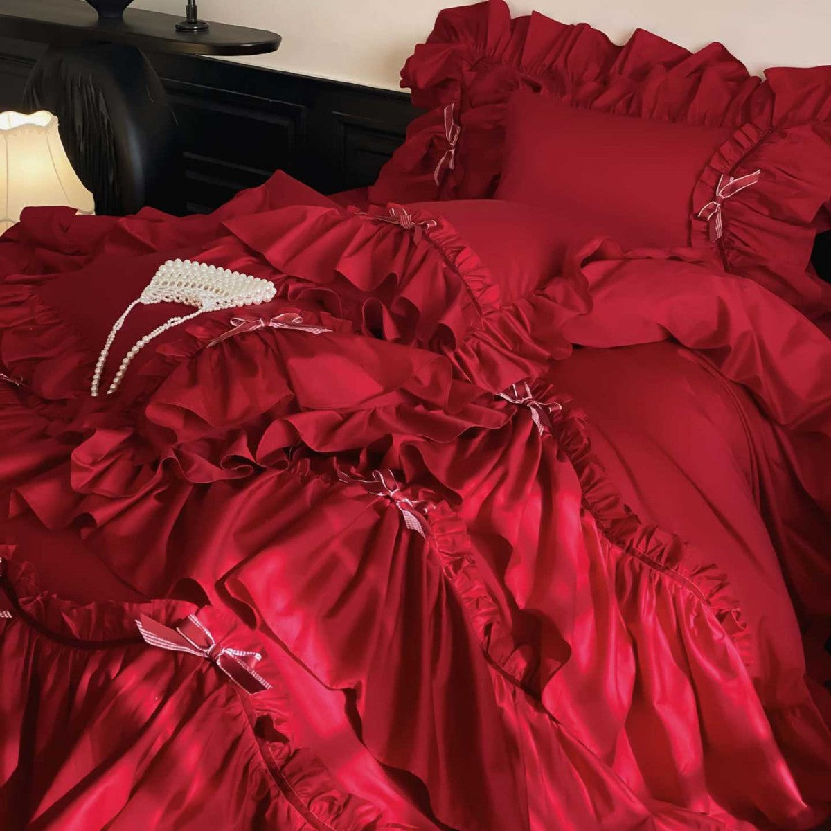 Luxurious Ruffle Satin Bedding Set with Ruffles and Decorative Ribbons