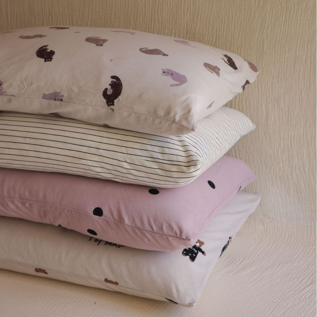 Children's pillowcase made of cotton percale with cute bear print