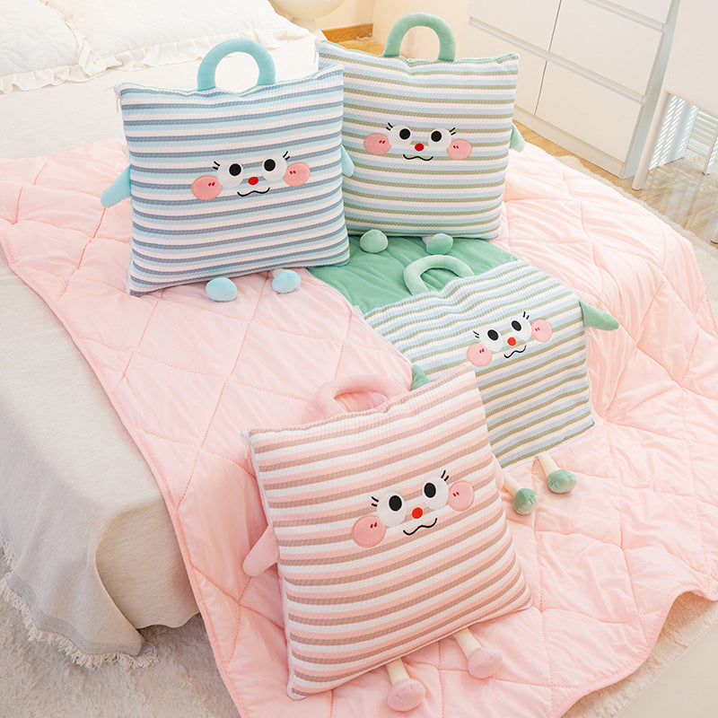 Cuddle pillow with lovable animal motif Vinantica