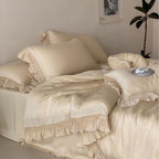 Bedding set made of high-quality cotton percale with gathered ruffle edges