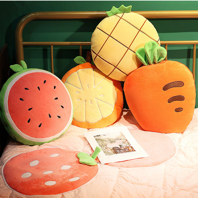 Plush pillow in carrot shape Vinantica