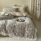 Bedding set made of cotton-linen with floral print and wavy hem