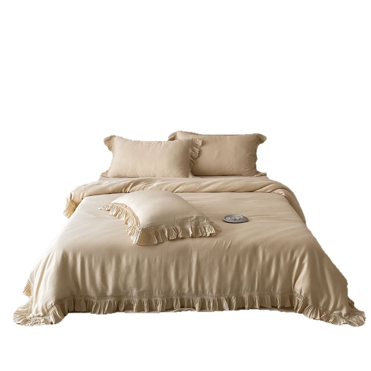 Bedding set made of high-quality cotton percale with gathered ruffle edges