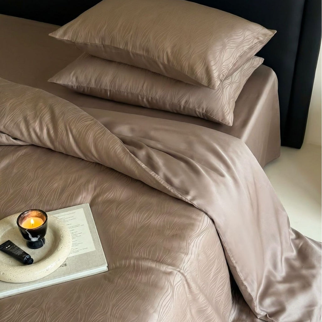 Bedding set made of cotton satin with fine jacquard texture