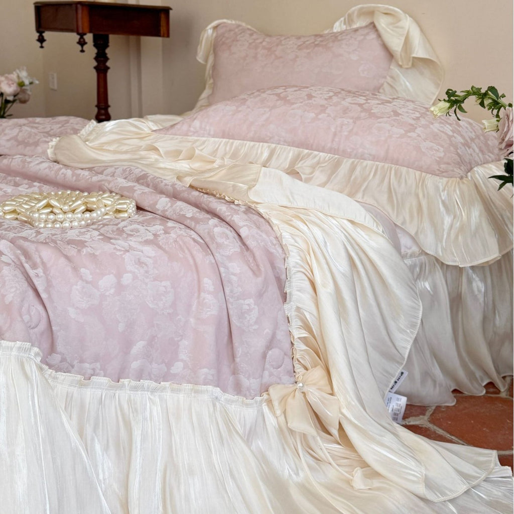 Luxurious Ruffled Bedding Set made of Satin with Duvet and Bedskirt
